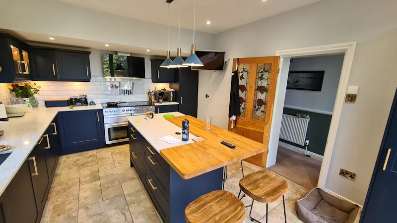 Kitchen at County pool house in Addington, D2596 (photo 4)