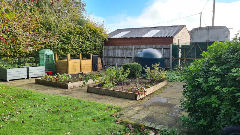 County pool house in Addington, D2596 (photo 42)