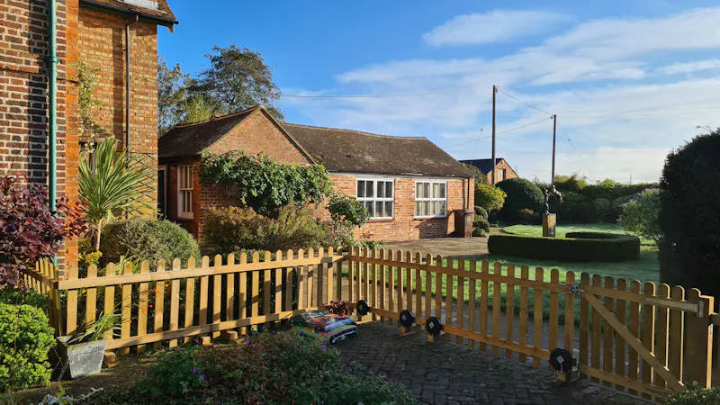 County pool house in Addington, D2596 (photo 41)
