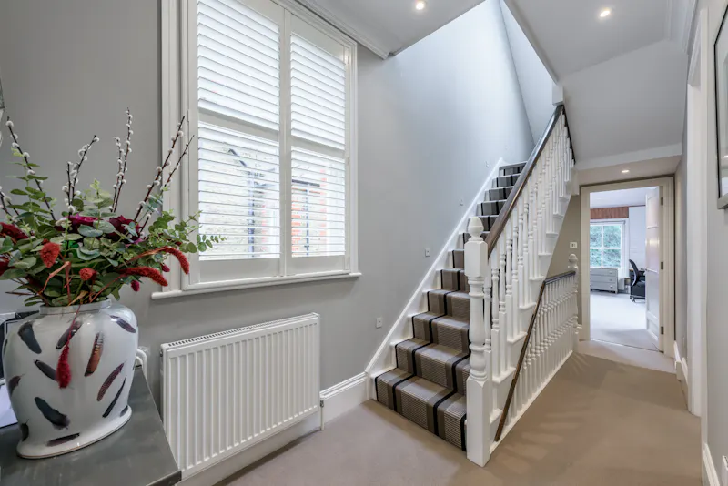 Victorian home Streatham , B1951 (photo 17)
