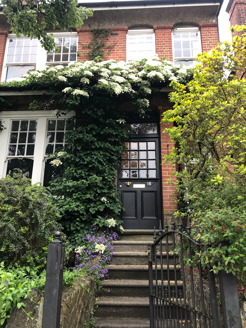 Edwardian home Sydenham , A1562 (photo 25)