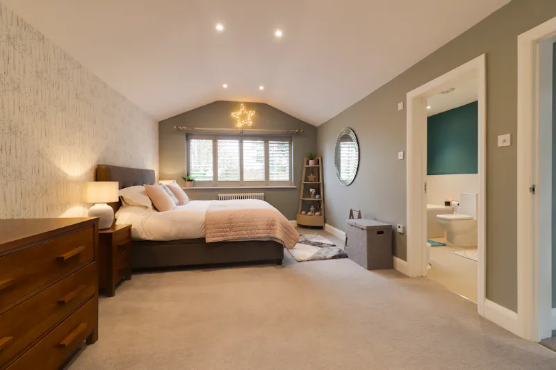 Bedroom at Large house in Cookham , D2595 (photo 13)