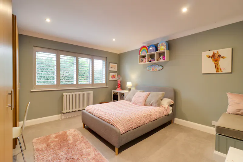 Bedroom at Large house in Cookham , D2595 (photo 14)