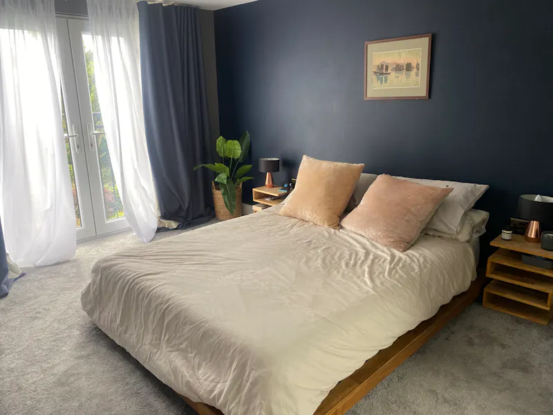 Bedroom at Large semi in Ealing, D2586 (photo 12)