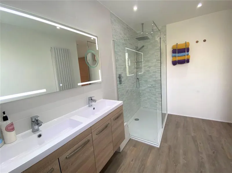 Bathroom at Large seaside townhouse , D2594 (photo 8)