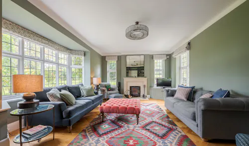 Large house in Great Missenden, D2589