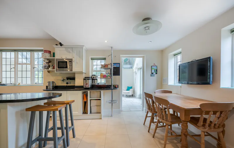 Large house in Great Missenden, D2589 (photo 3)