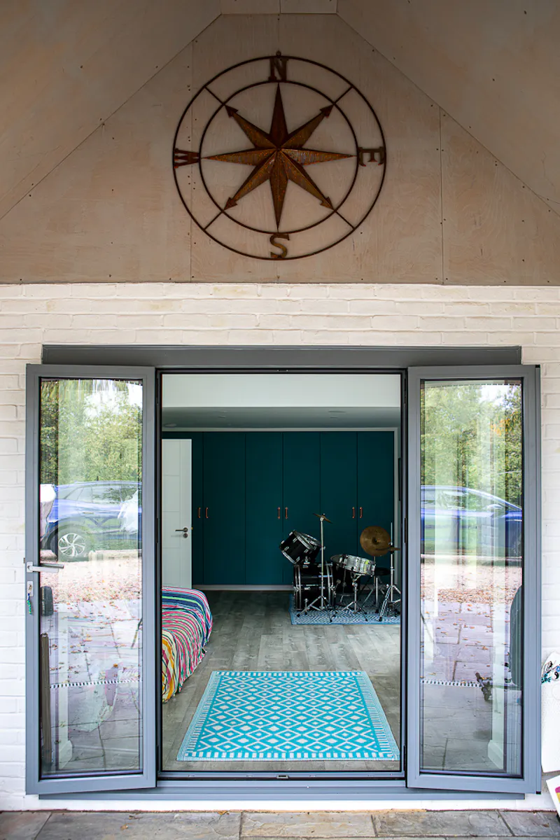 Chichester beach house, D2692 (photo 31)