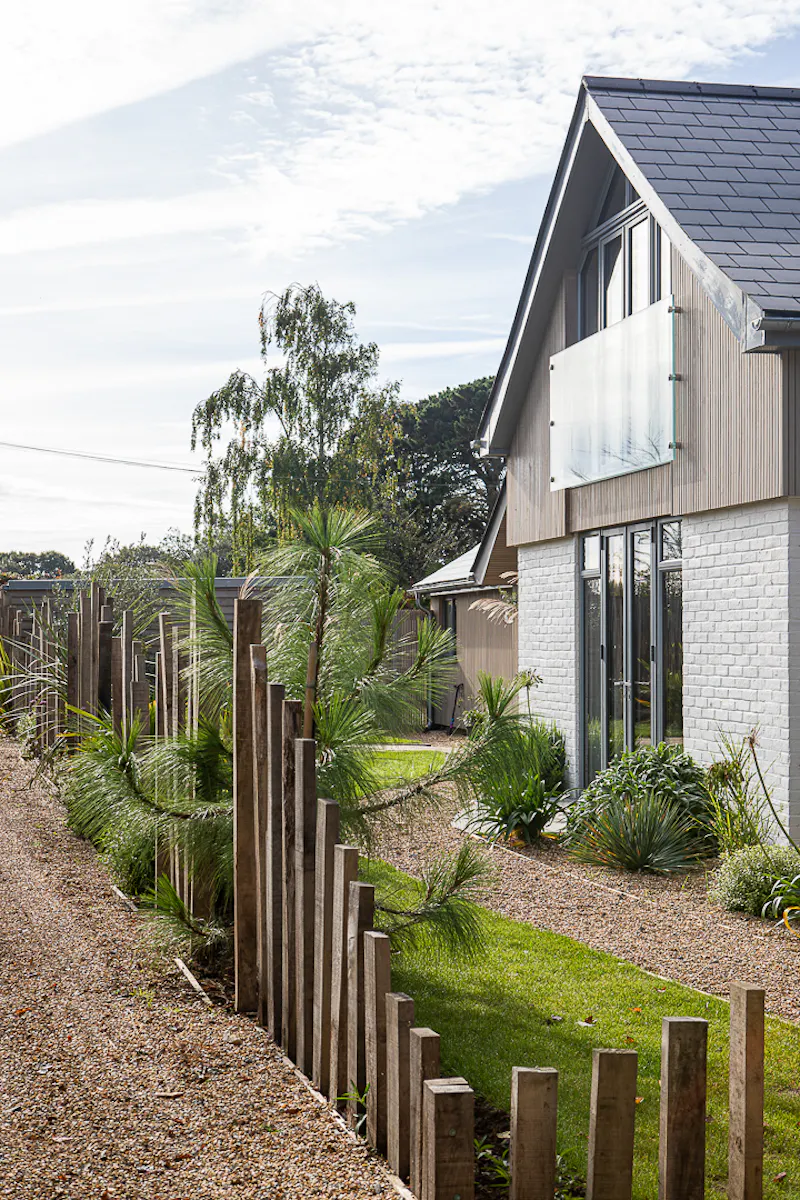 Chichester beach house, D2692 (photo 45)