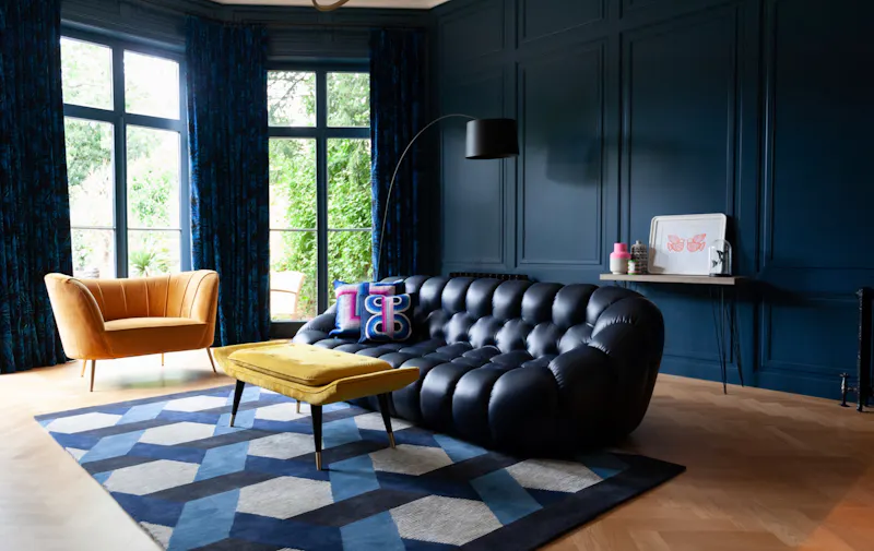 Panelling at Stylish Chislehurst villa, B1990 (photo 19)