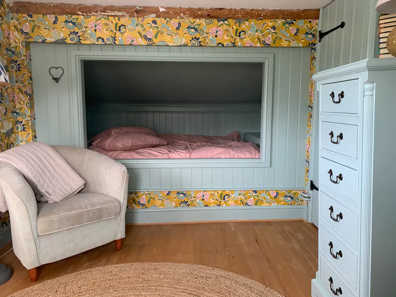 Bedroom at Timber cottage in Ware , D2591 (photo 8)