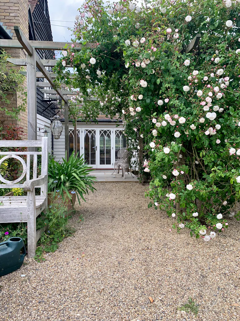 Timber cottage in Ware , D2591 (photo 12)