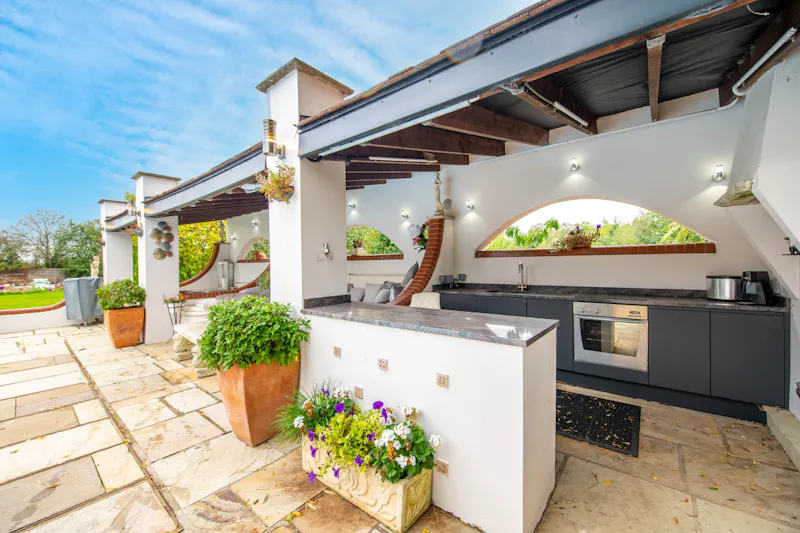 Kitchen at Modern pool house Haddon, D2598 (photo 14)