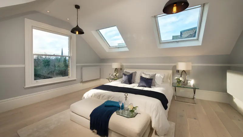 Bedroom at Stunning Ealing renovation , B1955 (photo 13)