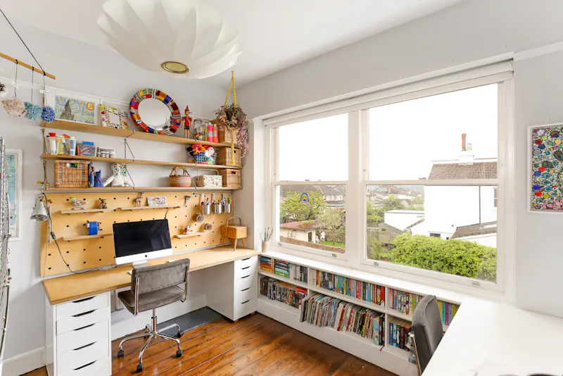 Study at Contemporary Bristol home, B1837 (photo 22)