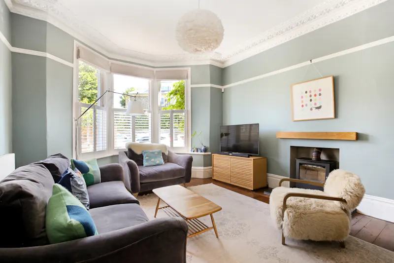 Living Room at Contemporary Bristol home, B1837 (photo 6)