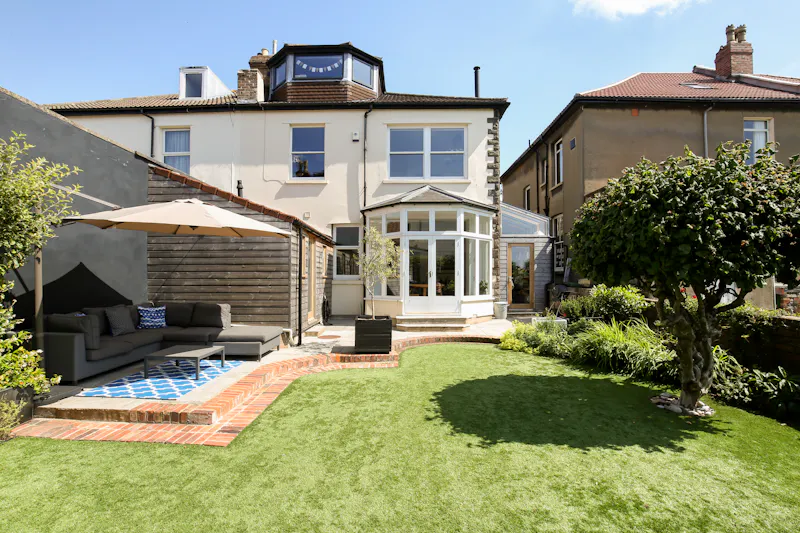 Garden at Contemporary Bristol home, B1837 (photo 26)