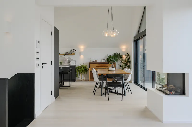 Haslemere modern house, D2590 (photo 12)