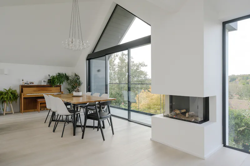 Haslemere modern house, D2590 (photo 23)