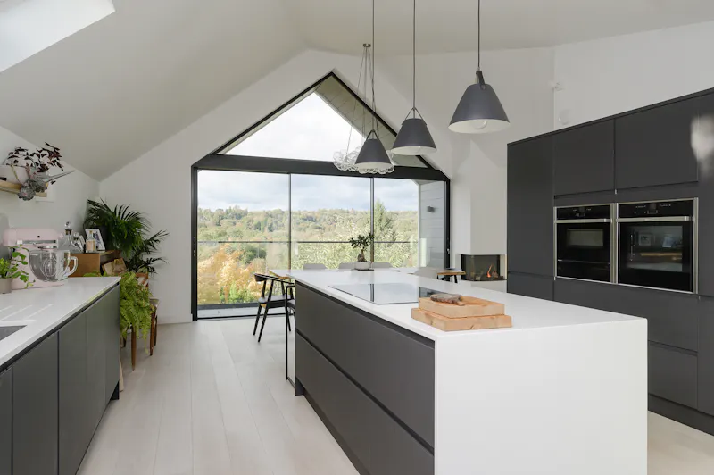 Haslemere modern house, D2590 (photo 6)