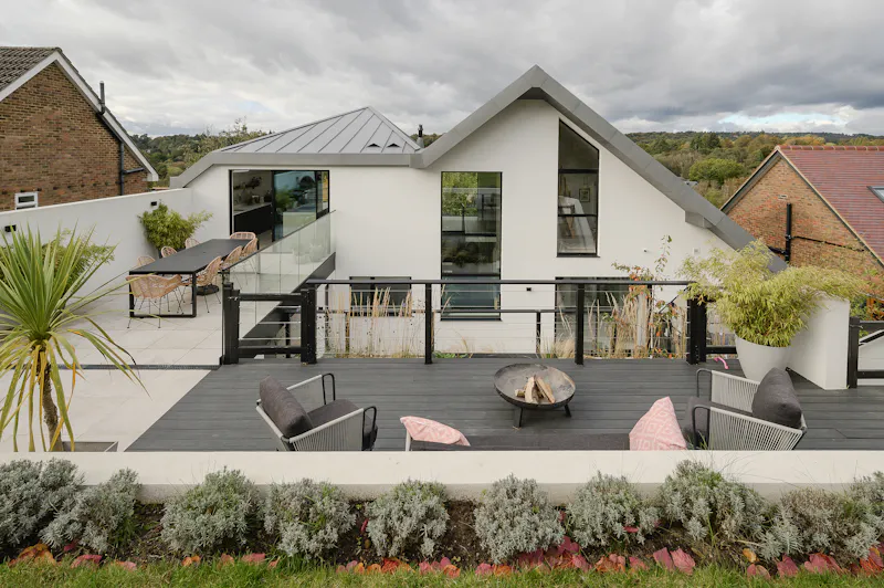 Terrace/Patio at Haslemere modern house, D2590 (photo 66)