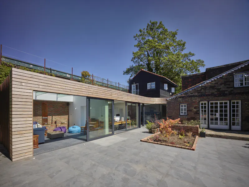 Terrace/Patio at Georgian cottage in Streatham, A1563 (photo 22)