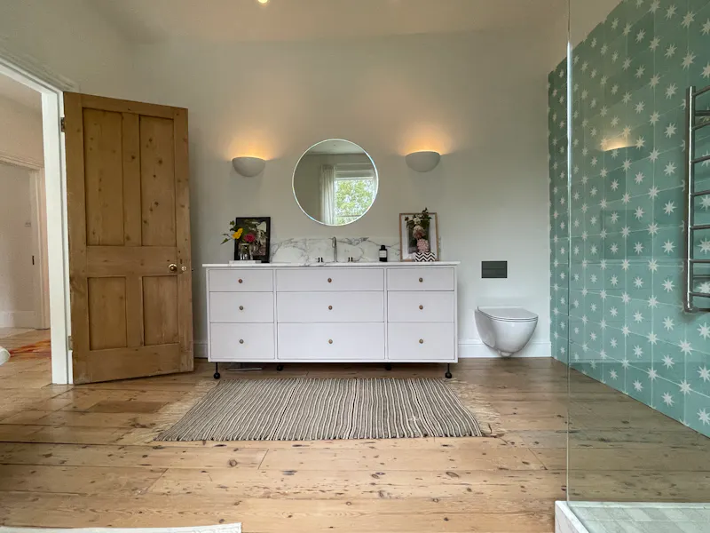 Stripped back Penge house, B1775 (photo 39)