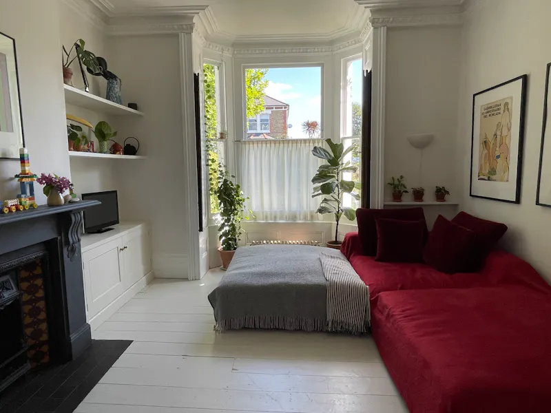 Stripped back Penge house, B1775 (photo 5)