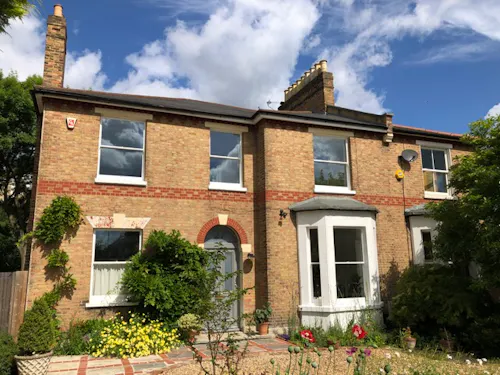 Stripped back Penge house, B1775