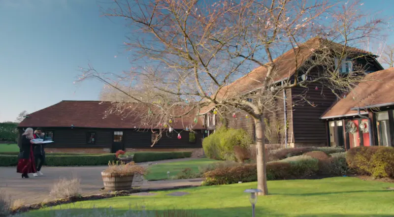 Contemporary Pirbright barn, L551 (photo 21)