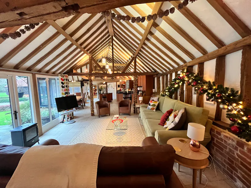 Living Room at Contemporary Pirbright barn, L551 (photo 10)
