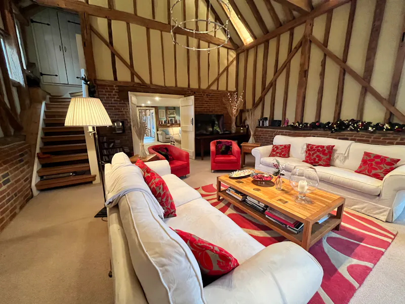 Contemporary Pirbright barn, L551 (photo 5)