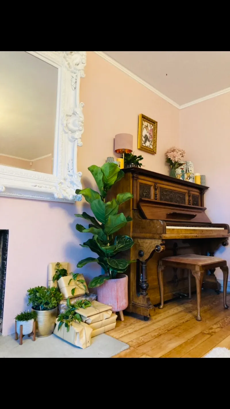 Piano at Arts & Crafts home in Croydon, D2600 (photo 8)