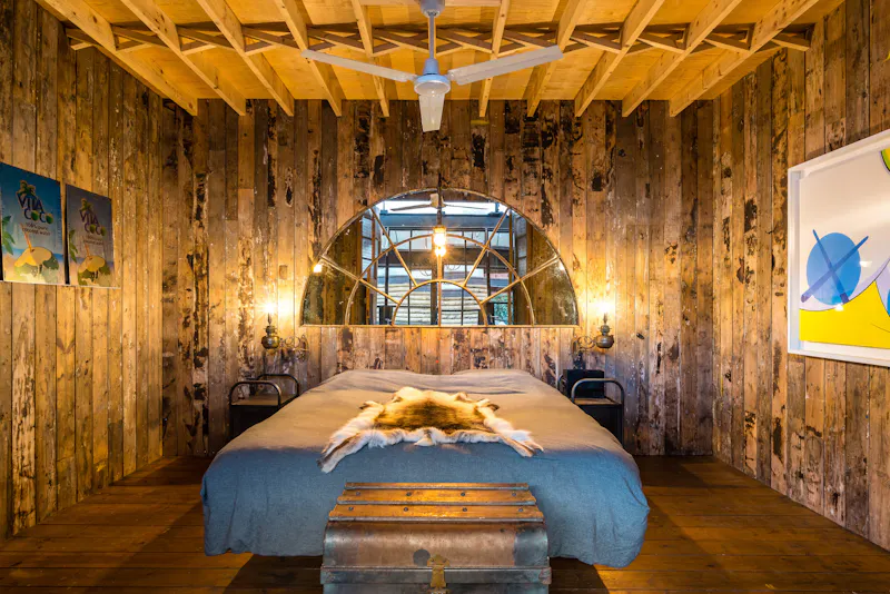 Bedroom at Funky warehouse in Birmingham, D2599 (photo 9)