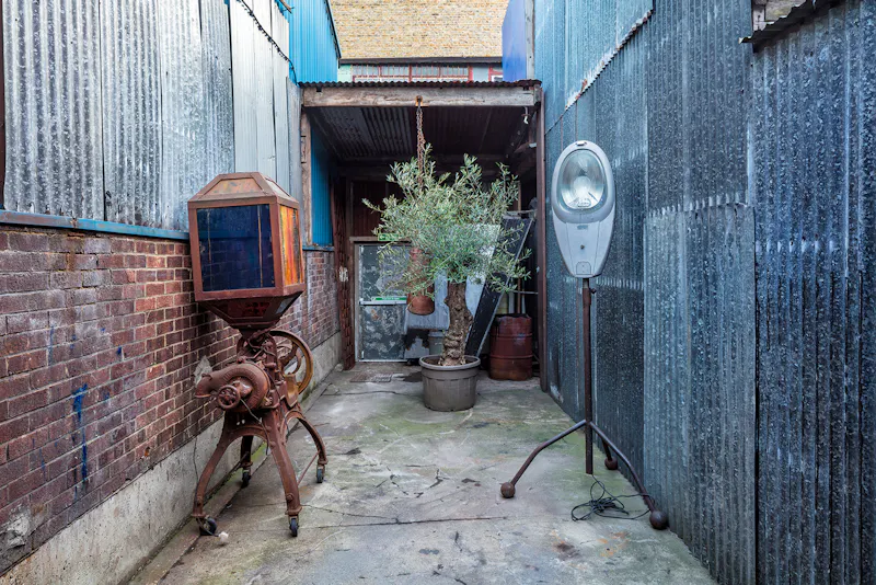 Industrial Dalston studio, N414 (photo 15)