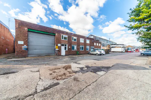 WW2 warehouse in Erith , N510