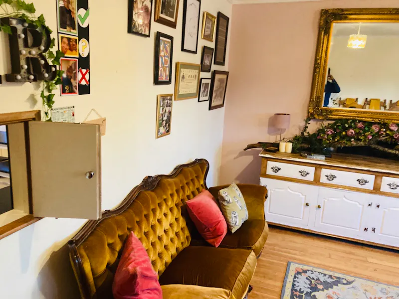Arts & Crafts home in Croydon, D2600 (photo 16)
