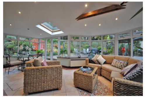 Prestbury Home, D2673
