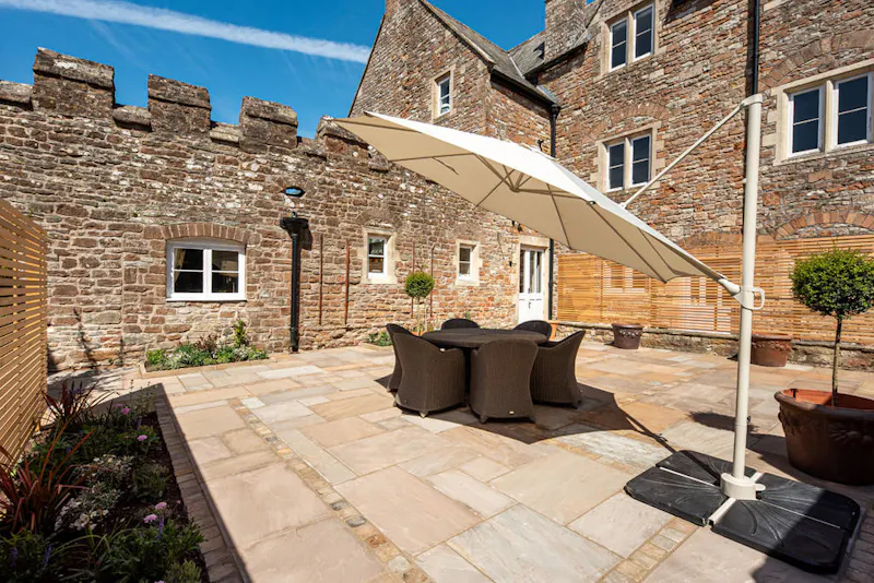 Terrace/Patio at 1500's estate near Bristol, M351 (photo 6)