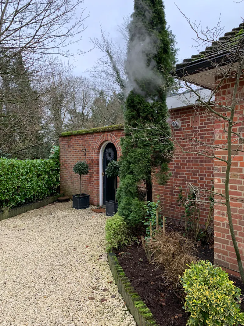 Large red brick home in Newbury, B1972 (photo 61)