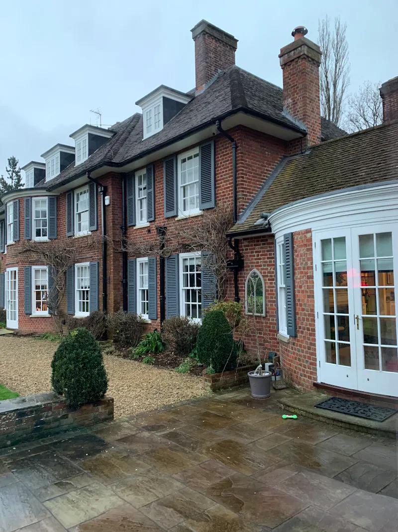 Large red brick home in Newbury, B1972 (photo 67)
