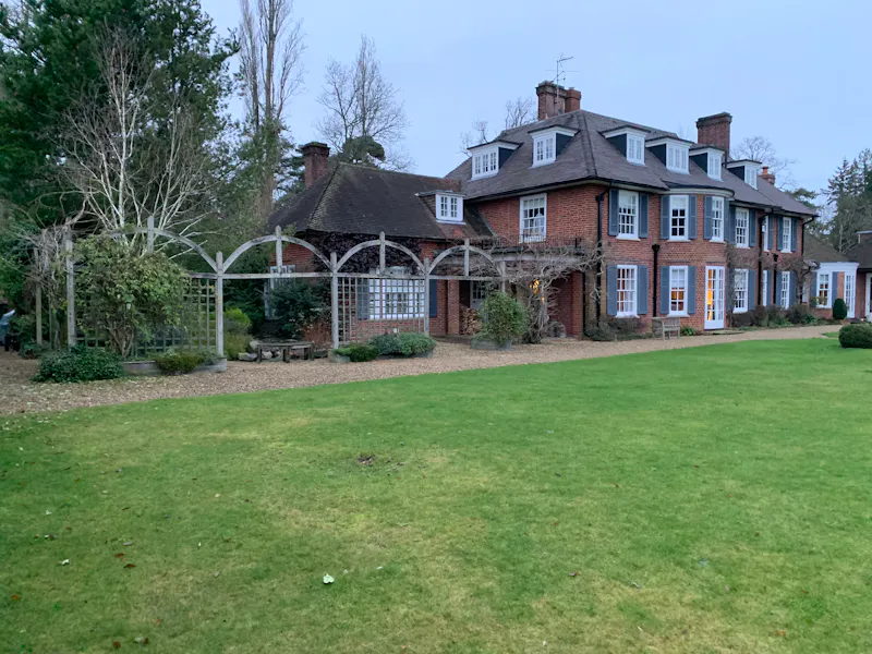 Large red brick home in Newbury, B1972 (photo 68)