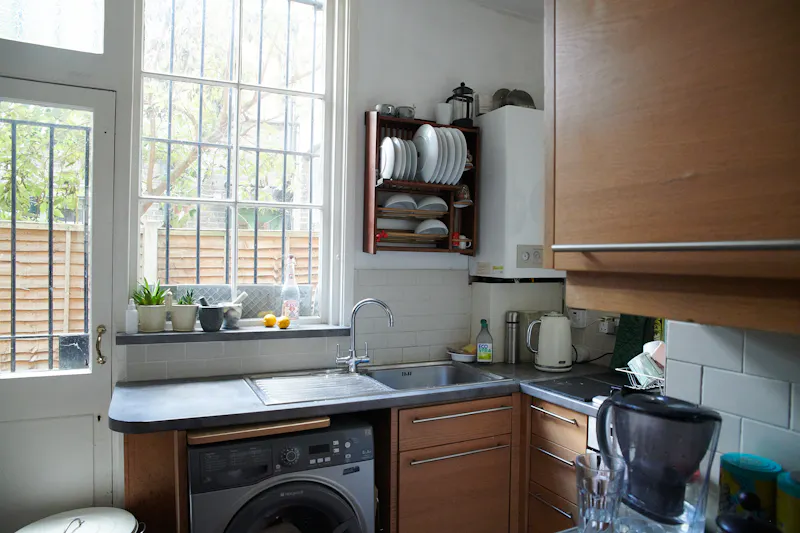 Kitchen at Victorian flat in Forest Gate, B1962 (photo 17)