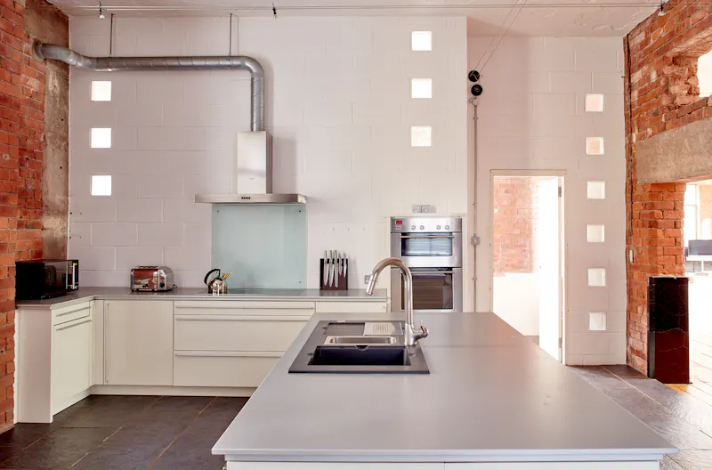 Kitchen at Waterworks Derbyshire House, Q154 (photo 9)
