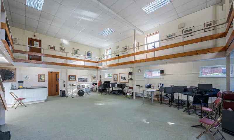 College in Bishops Stortford, J223 (photo 5)