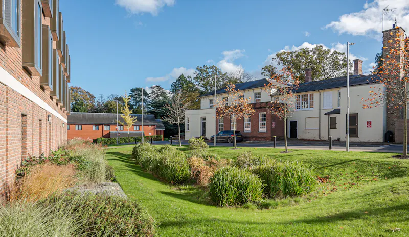 College in Bishops Stortford, J223 (photo 78)