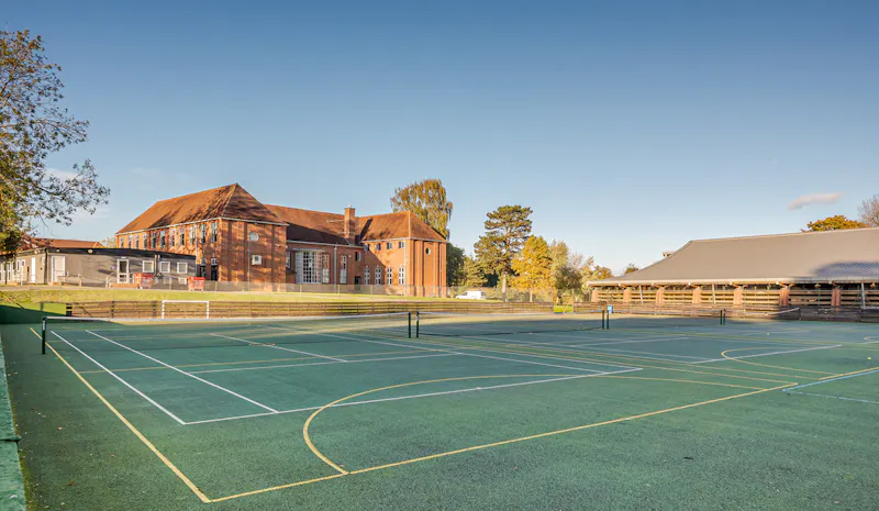 College in Bishops Stortford, J223 (photo 18)