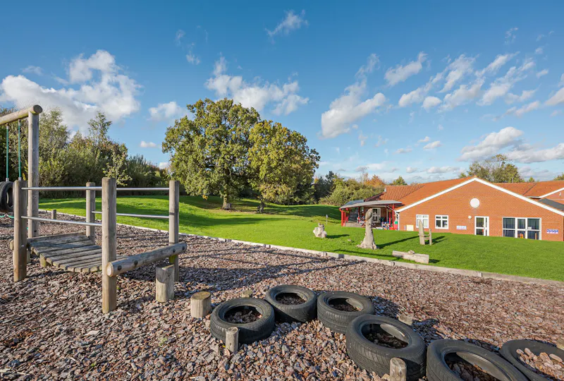 College in Bishops Stortford, J223 (photo 79)