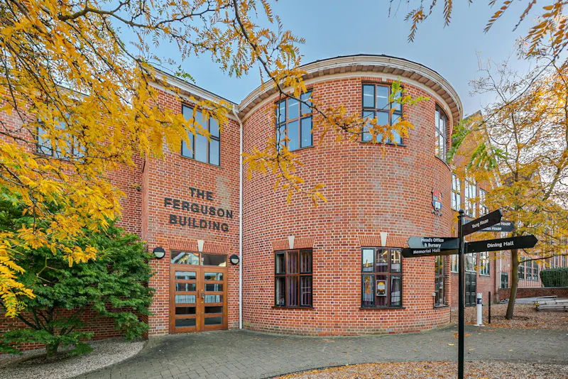 College in Bishops Stortford, J223 (photo 42)