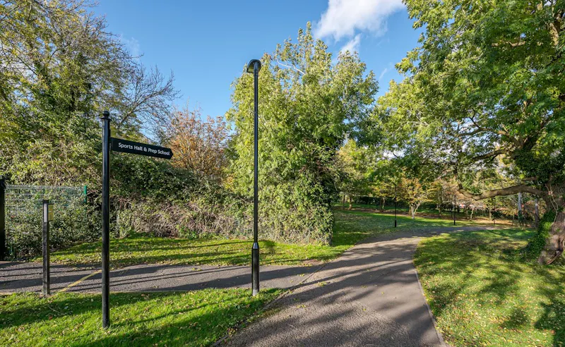 College in Bishops Stortford, J223 (photo 80)